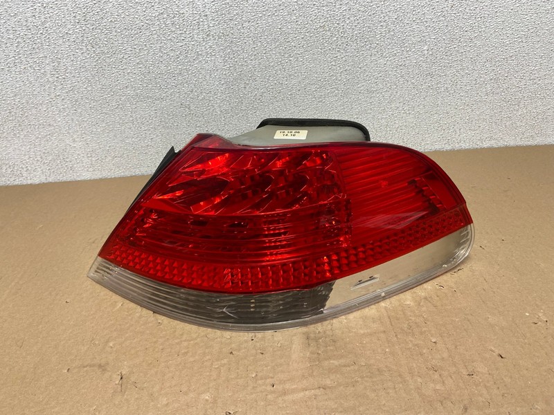 2006 to 2008 BMW 7-Series 750li 760li Right PassengerTail Light Oem AB6199 LK