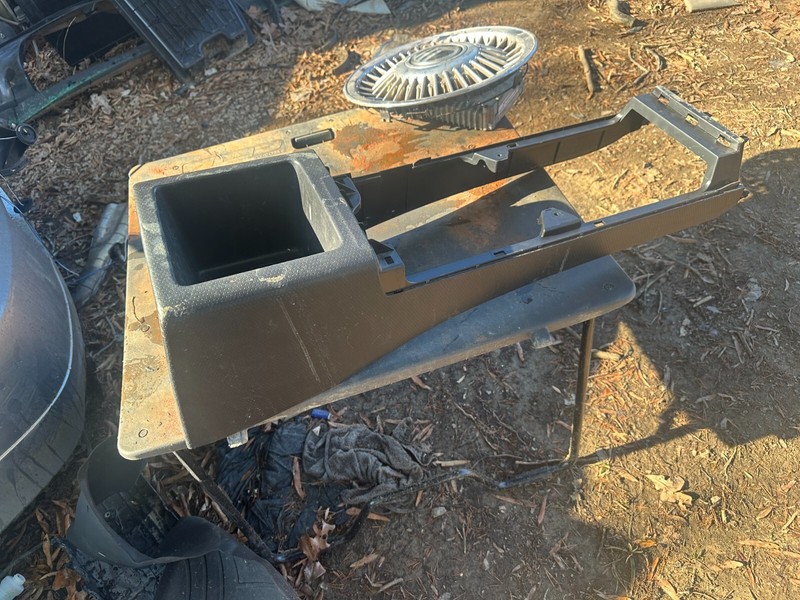 07-14 TOYOTA FJ CRUISER LOWER CENTER FLOOR CONSOLE - BLACK