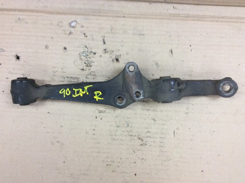 90 91 92 93 Integra Right Front Lower Control Arm Used OEM