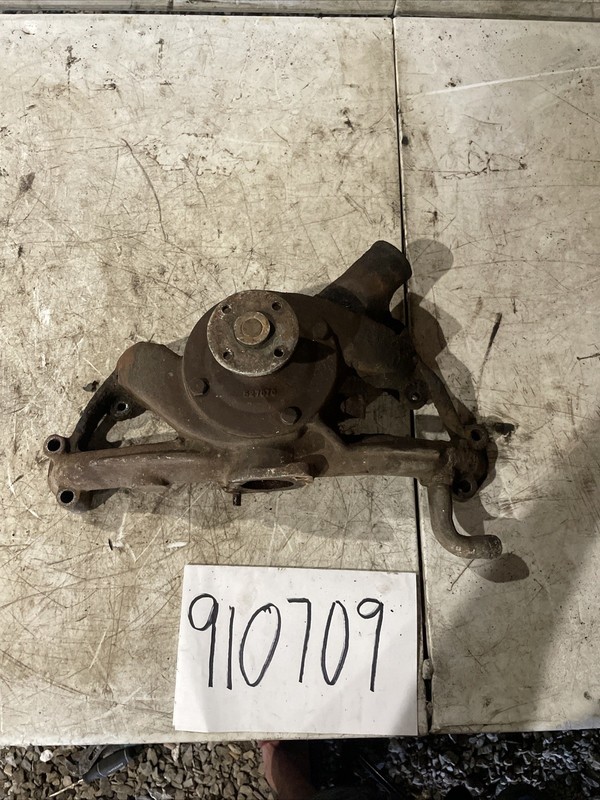 1960-1963Studebaker Champ232/259 Water Pump Housing 527070, 1550913