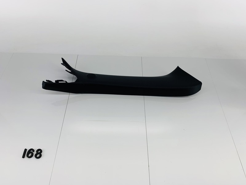 17-20 FIAT 124 SPIDER ABARTH RIGHT SIDE WINDSHIELD A PILLAR TRIM COVER OEM