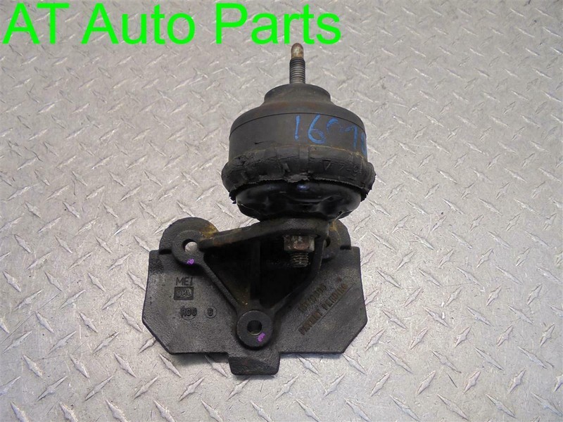 02-09 Chevy Trailblazer Envoy 4.2L LH Driver Engine Mount & Bracket OEM 15062381