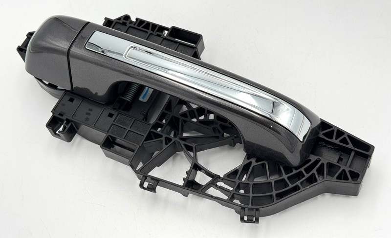 ✅ 19-26 RAM 1500 5th Gen FRONT RIGHT EXTERIOR DOOR HANDLE GRAY / CHROME PAU OEM