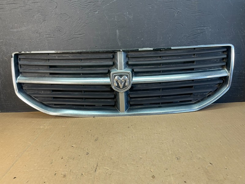 2007 2008 2009 2010 Dodge Caliber Upper Front Chrome Grill Grille Oem ad5749 DG