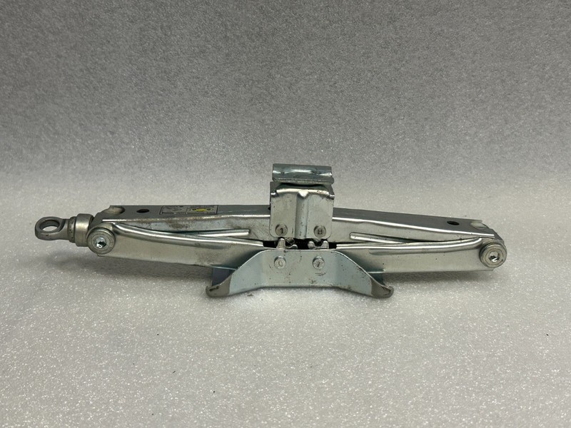 LS400 1992 Jack 630311