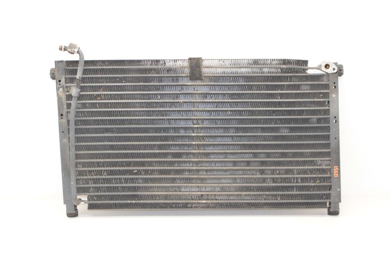 86-92 Nissan Pickup D21 4 Cylinder Ac Condenser Assembly