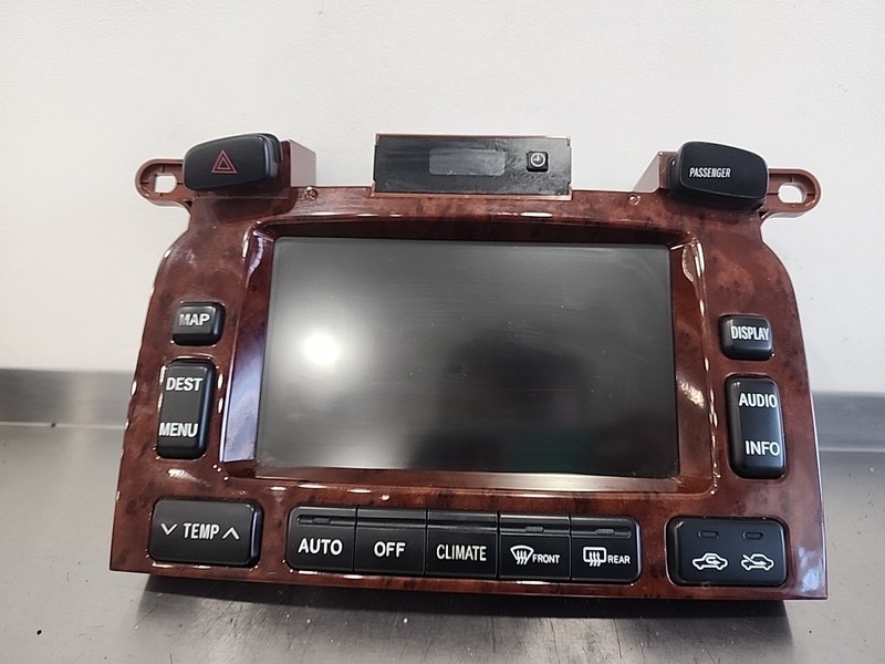 8611148090 | 2006 2007 Toyota Highlander Navigation Display Screen OEM