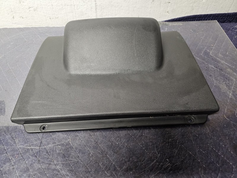 2009-2017 JEEP PATRIOT DASH KNEE BOLSTER TRIM OEM