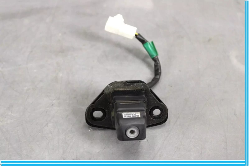 07-12 Lexus XF40 LS460 Rear Trunk Lid Back Up Reverse Camera 86790-50020 OEM