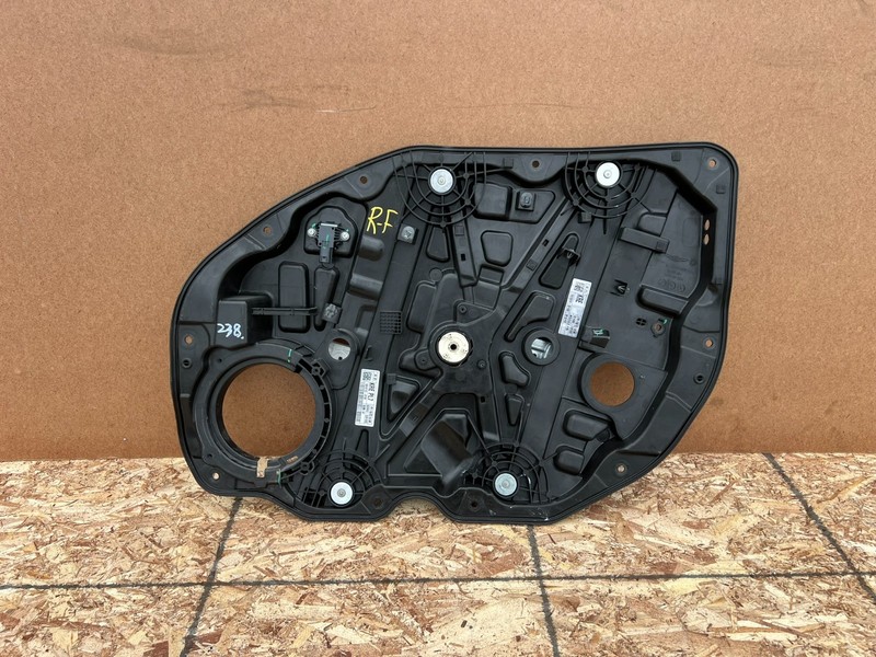 GENESIS G70 2019-2026 OEM FRONT RIGHT PASSENGER DOOR WINDOW REGULATOR ASSEMBLY