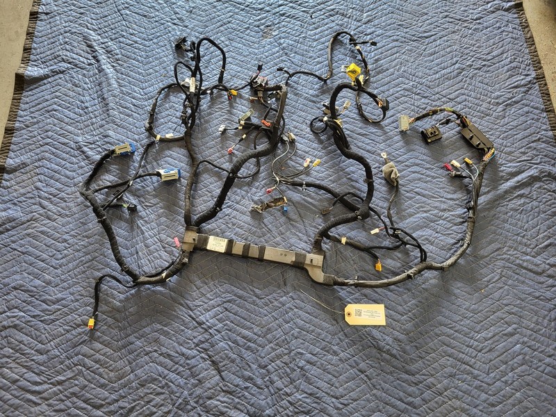 2021 Jeep Renegade Dashboard Instrument Panel Wiring Harness 2.4L OEM 52152621