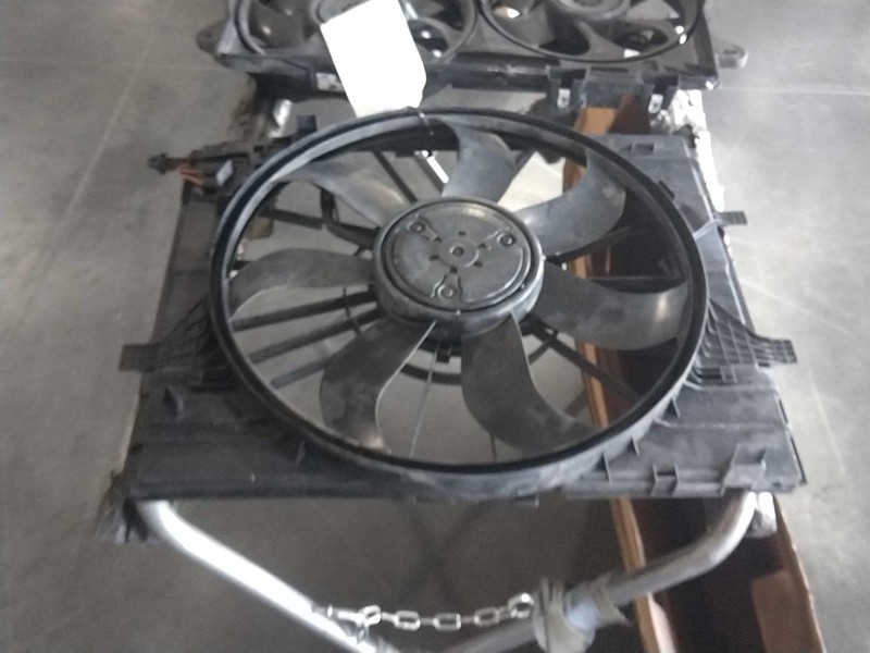 2019 Mercedes-Benz GLC-Class Engine Cooling Fan Motor OEM 89000 Miles
