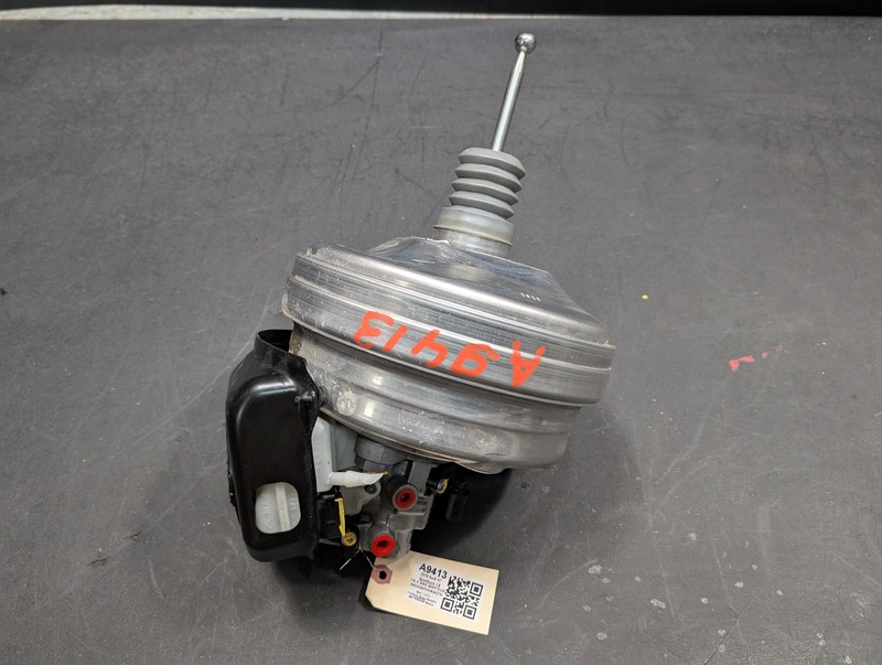 Power Brake Booster w/ Master Cylinder Set 2019 Audi A7 4K0612103 2020 - 2024