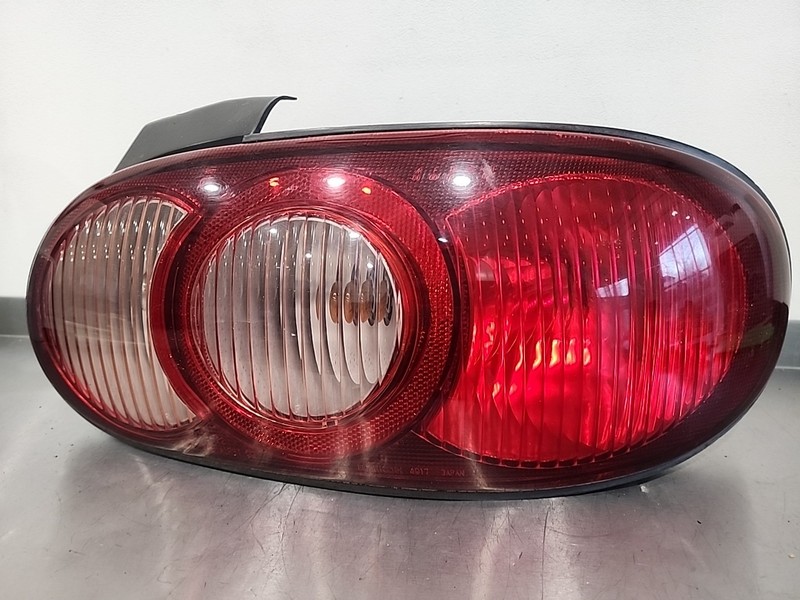 01 - 05 Mazda Miata MX-5 RH Passenger Taillight Tail light OEM 03NB27A 2001-2005