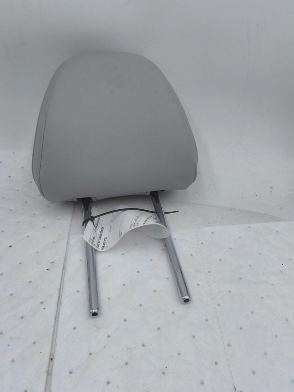 2022 Subaru XV Crosstrek White Headrest, Used, 40k Miles, OEM Quality