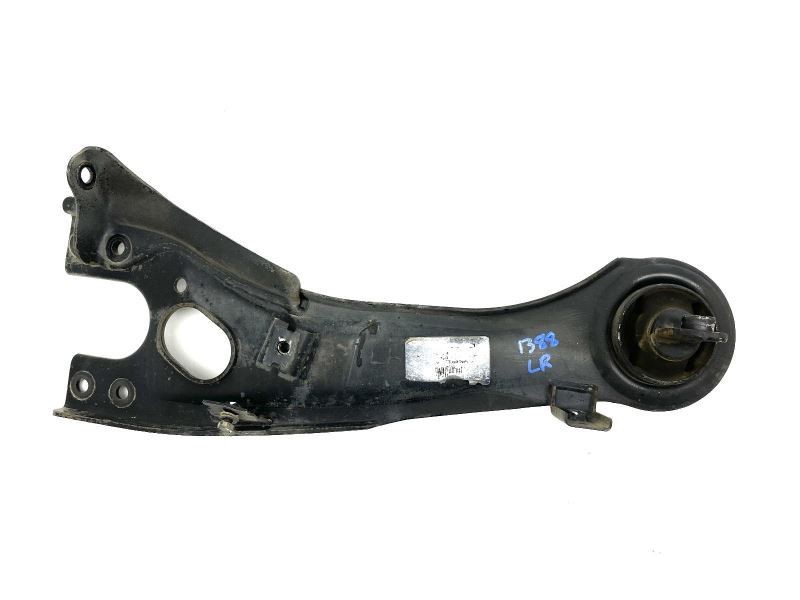 Left Driver Rear Lower Control Arm Trailing Arm Fits 2007-2012 Kia Rondo 68745