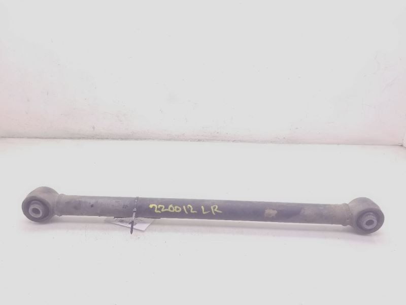 91-98 TOYOTA LAND CRUISER DRIVER SIDE REAR LOWER CONTROL LOCATING ARM ASSEMBLY
