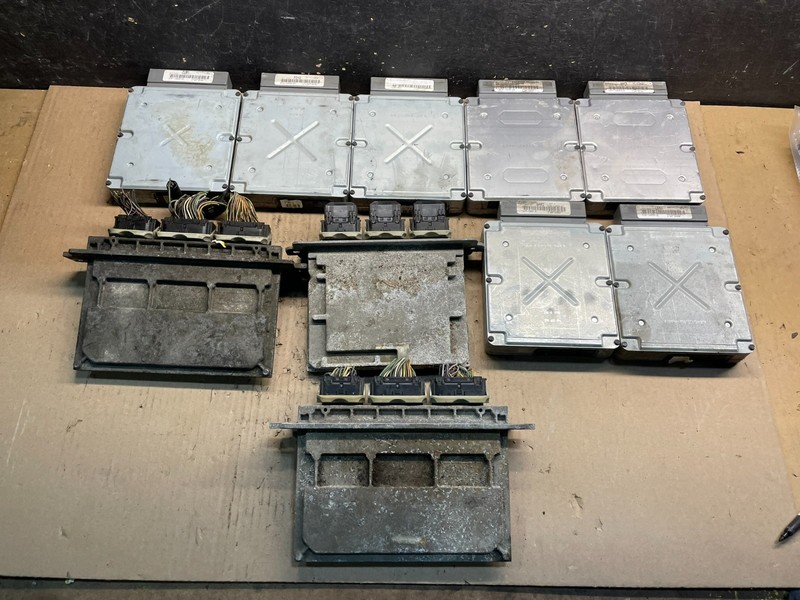 Mix of 10 Ford ECM Engine Computer Module X0810 PS