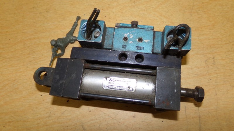 C&C Manufacturing Inc 83-1126-2 Valve Assembly 621A-14-111GA *FREE SHIPPING*