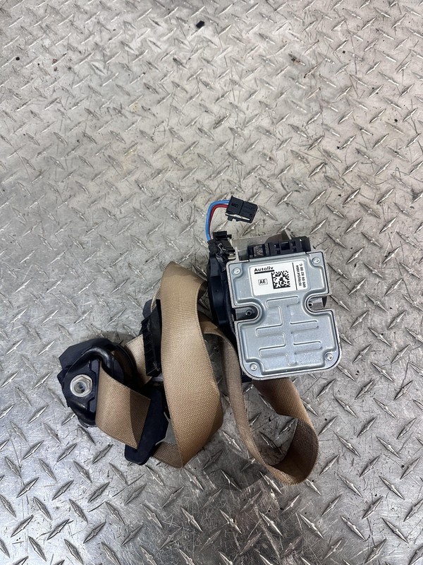 07-09 Mercedes CLS550 Front Passenger Seat Belt Assembly Tested Oem