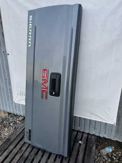 14 15 16 GMC SIERRA TAILGATE WITH CAMERA BS-419