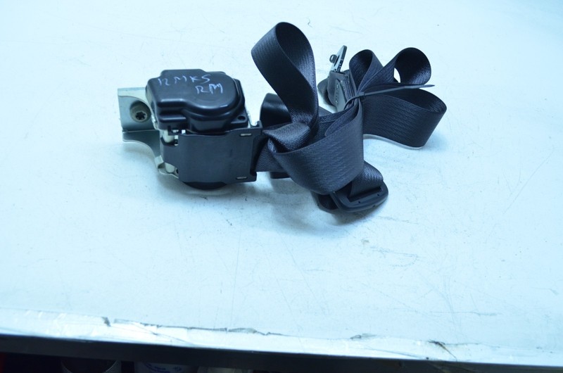 11-12 LINCOLN MKS REAR MIDDLE CENTER SEAT BELT RETRACTOR OEM