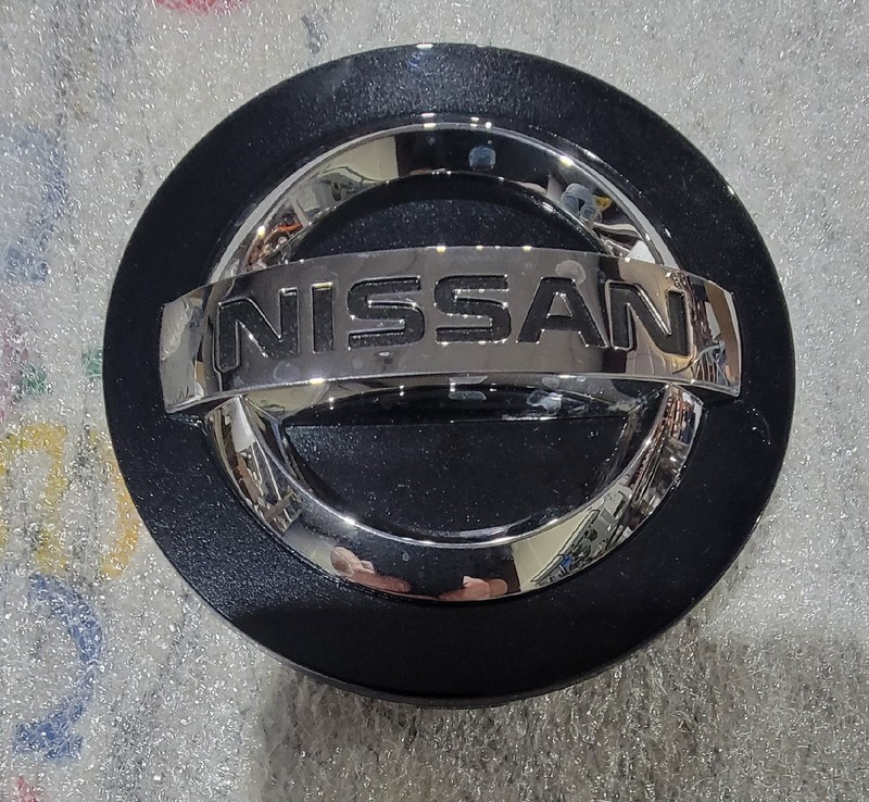 2017-2022 Nissan Armada, Titan OEM Black Center Cap 62773 40342-5ZM0B