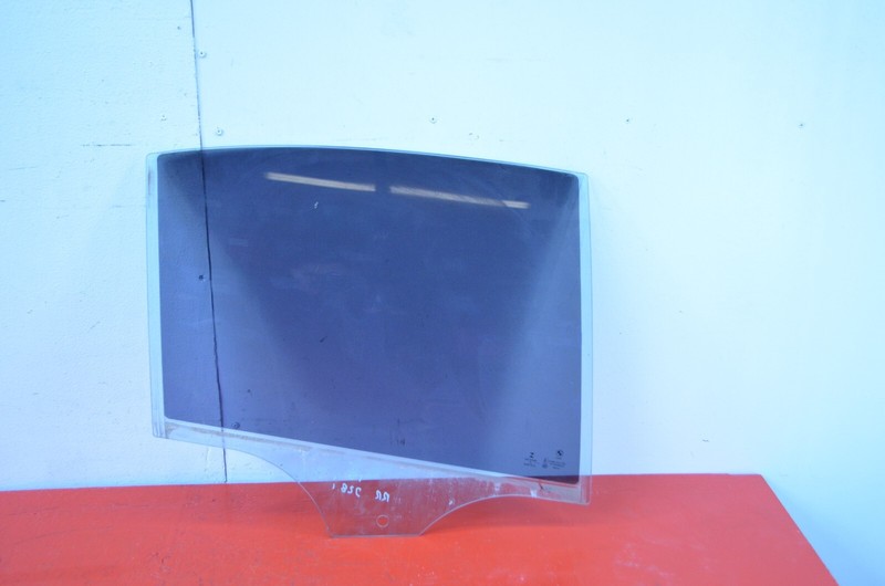 12-18 BMW F30 328I 335I REAR RIGHT PASSENGER SIDE WINDOW GLASS OEM