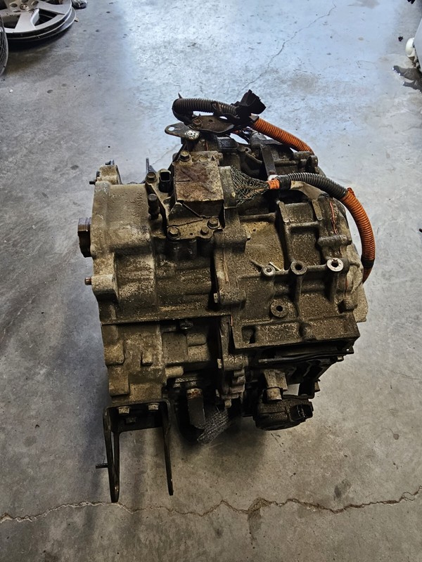 2010-2015 TOYOTA PRIUS AUTOMATIC TRANSMISSION ASSEMBLY OEM