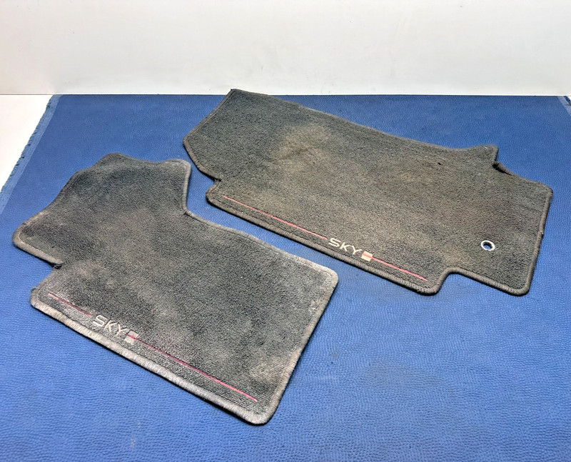 Saturn Sky Red Line Interior Floor Mat Carpet Black Set Right Left OEM 69K Mile