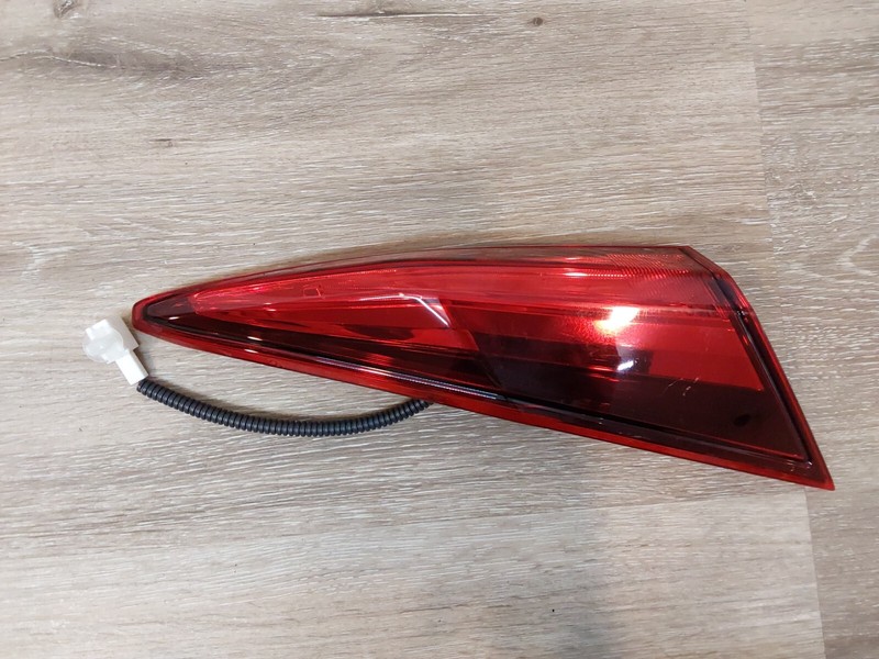 2016-2021 HONDA CIVIC LH TAIL LIGHT ASSY OEM B420210308061009