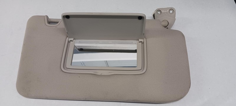 14-'17 NISSAN ROGUE right passenger Sun visor illuminated OEM Grade A!