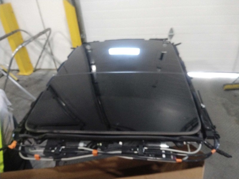 2018 Ford Escape Roof Panel Glass Silver OEM CJ5Z78500A18A 4DR 108K Miles