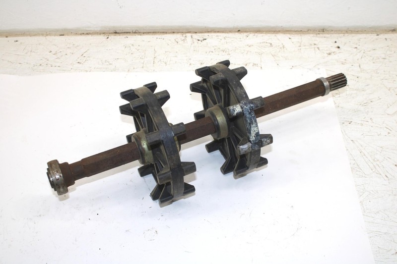 95 Polaris Indy Lite Oem Drive Cog Axle 1590252 SP166