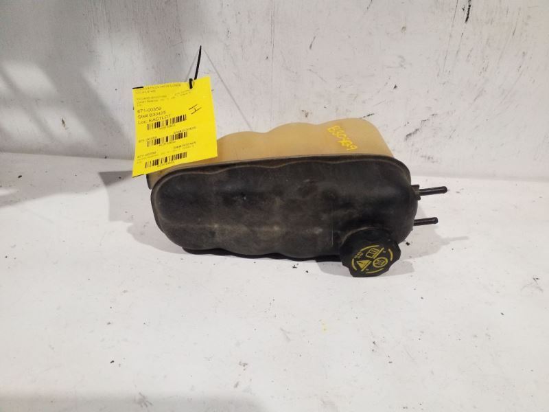 Coolant Reservoir Classic Style Fits 14-19 SIERRA 1500 PICKUP 3133802