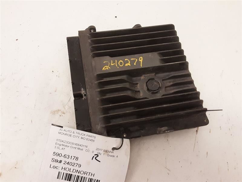 2017 Toyota SIENNA Engine ECM Electronic Control Module 3.5L 2GRFE Engine FWD