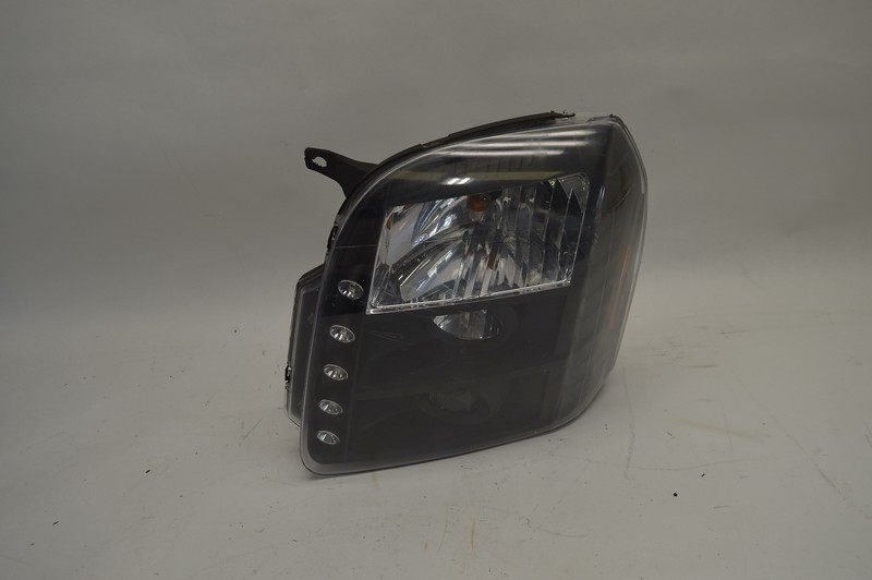 2007-2014 GMC YUKON RIGHT PASSENGER SIDE HEALDIGHT HALOGEN LAMP AFTERMARKET