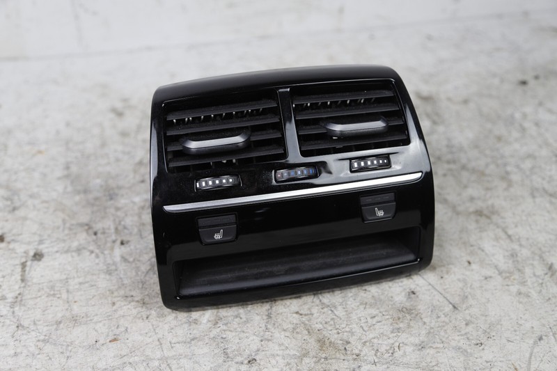 17-20 BMW 5 Series G30 Temperature Control Automatic AC Control Rear 6999435 OEM