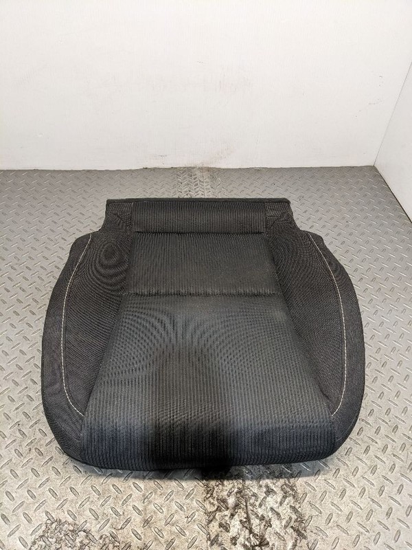 2010-2015 CHEVROLET CAMARO FRONT RIGHT PASSENGER LOWER SEAT CUSHION PAD1185750