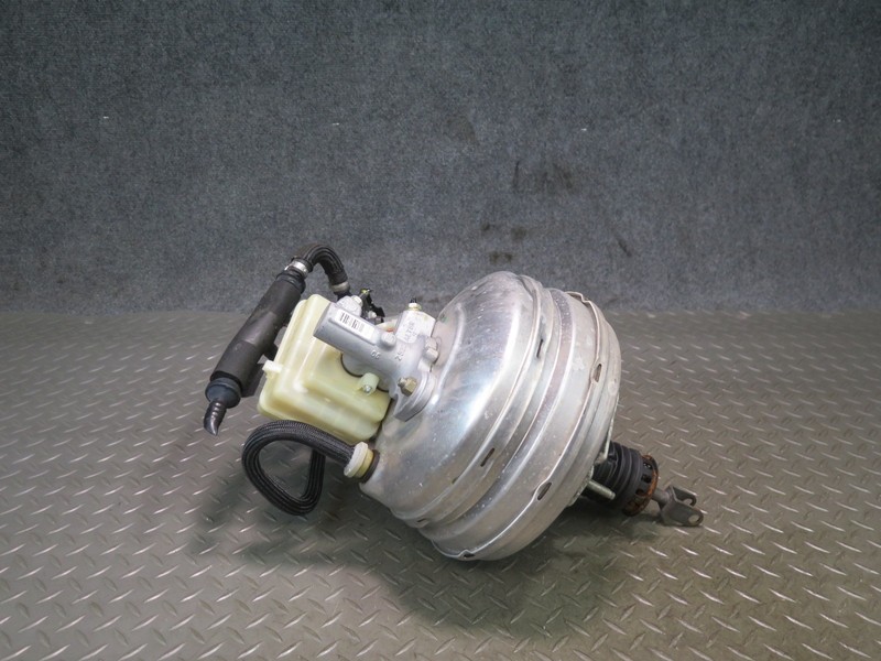 2006-2010 BMW E63 E64 M6 BRAKE MASTER CYLINDER BOOSTER RESERVOIR W VACUUM PUMP