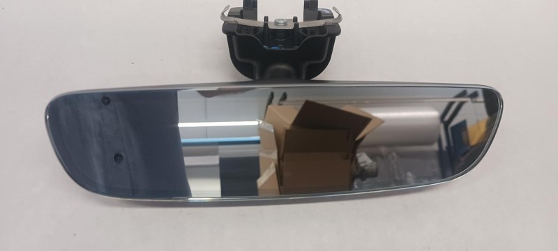 20-'21 LAND ROVER EVOQUE Interior rear view Mirror w/garage opener OEM Grade A!