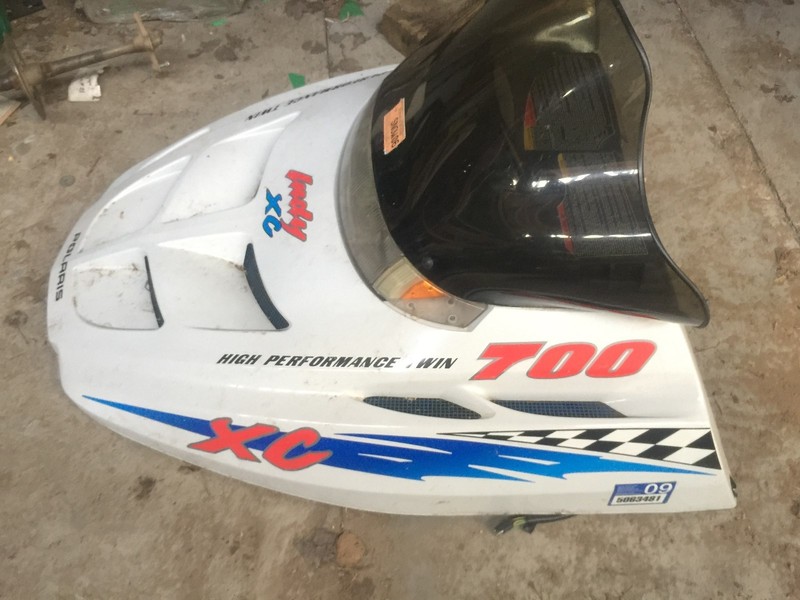 Polaris XC RMK 700 Hood 1999-2000 model SHIPS TO WI, IA, MN, IL, ND, & SD ONLY