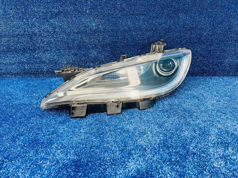 2015–2017 Chrysler 200 Front Left Headlight Assembly OEM 68110247AD