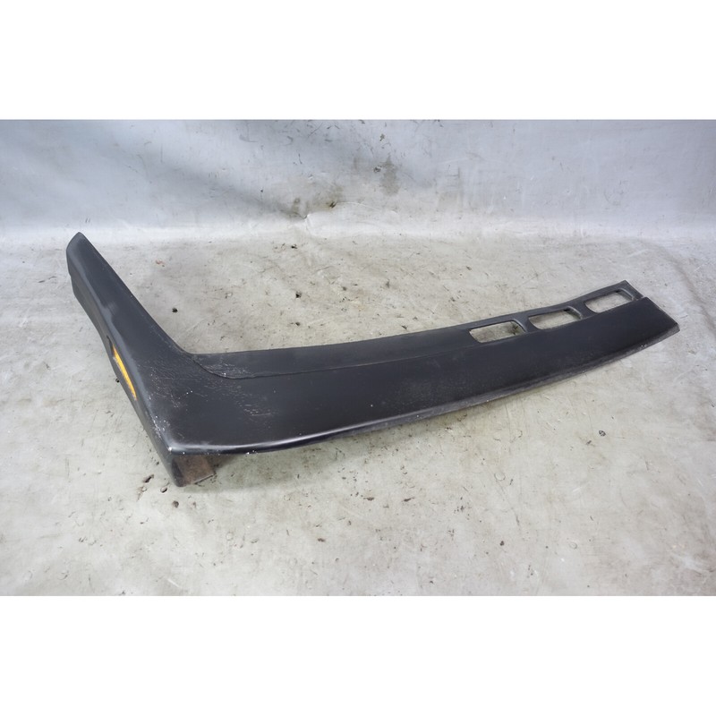 1982-1988 BMW E28 5-Series Factory Right Front Bumper Trim Cover Plastic OEM