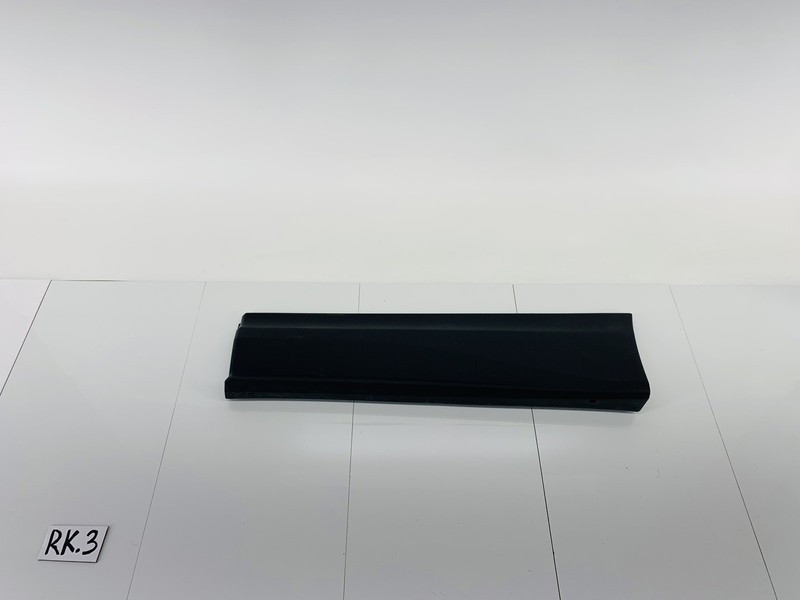 18-24 CHEVROLET EQUINOX REAR LEFT SIDE EXTERIOR DOOR LOWER MOLDING COVER OEM