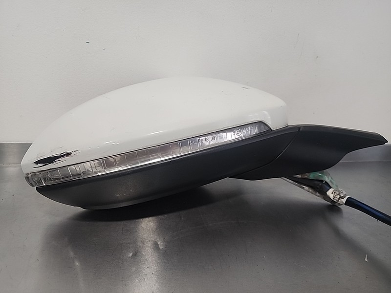 2015 - 20 VOLKSWAGEN GOLF passenger Door Mirror Power w/blind spot OEM White RH