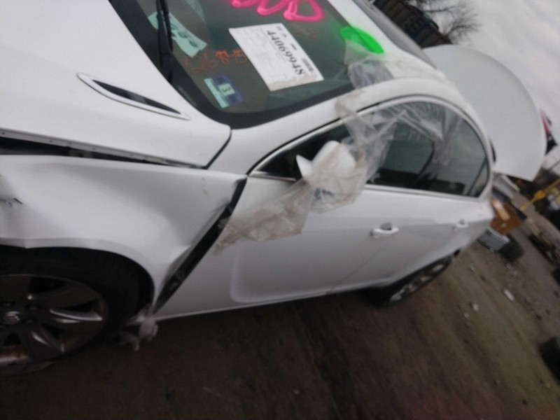 2017 Buick Regal Rack and Pinion Assembly OEM 13376583 121K Miles White