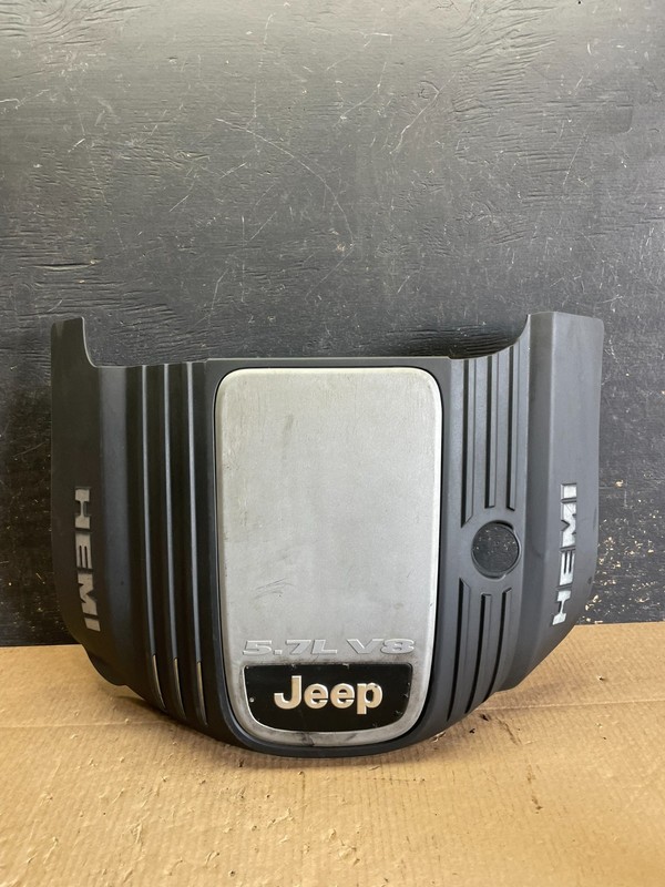 2005 to 2010 Jeep Grand Cherokee 5.7L Hemi Engine Cover Plastic Shield AA6121 DG