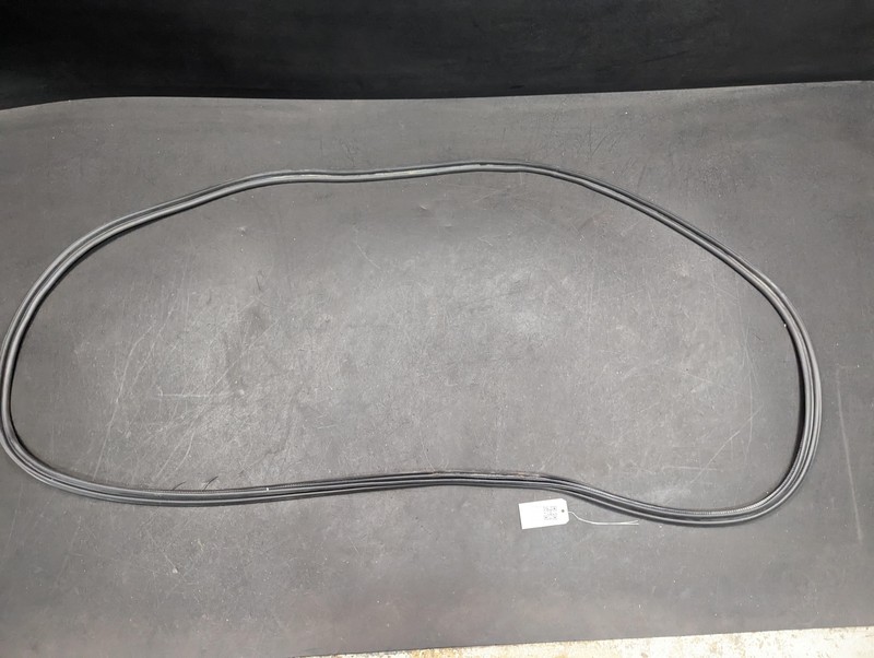 Rear Trunk Liftgate Weatherstrip 2018 Nissan Pathfinder 90832-3KA1A 2013 - 2019