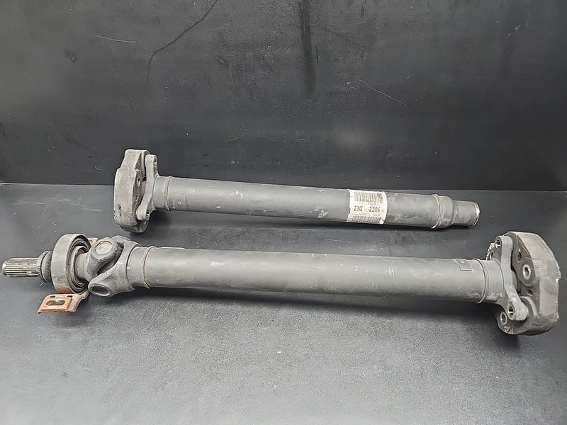 03 - 06 Mercedes R230 SL500 Drive Shaft Driveshaft Line Propeller 2304102106 OEM